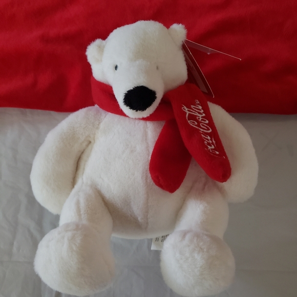 NWT 2013 Coca Cola Coke White Plush Polar Bear Scarf 7" Toy Stuffed Animal Sit - Picture 3 of 13